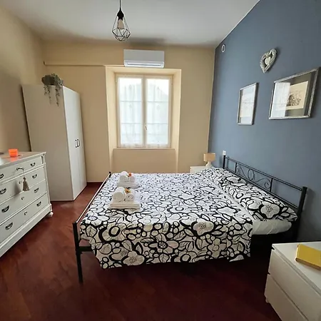 Apartment La Dimora Della Sarta